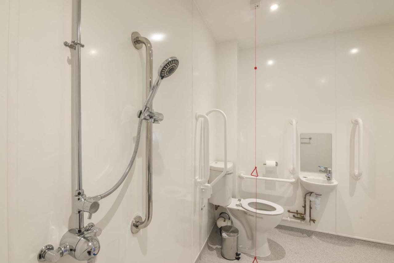 No 3 Ocean Cabins Bunk Bed - Saundersfoot Harbour מראה חיצוני תמונה